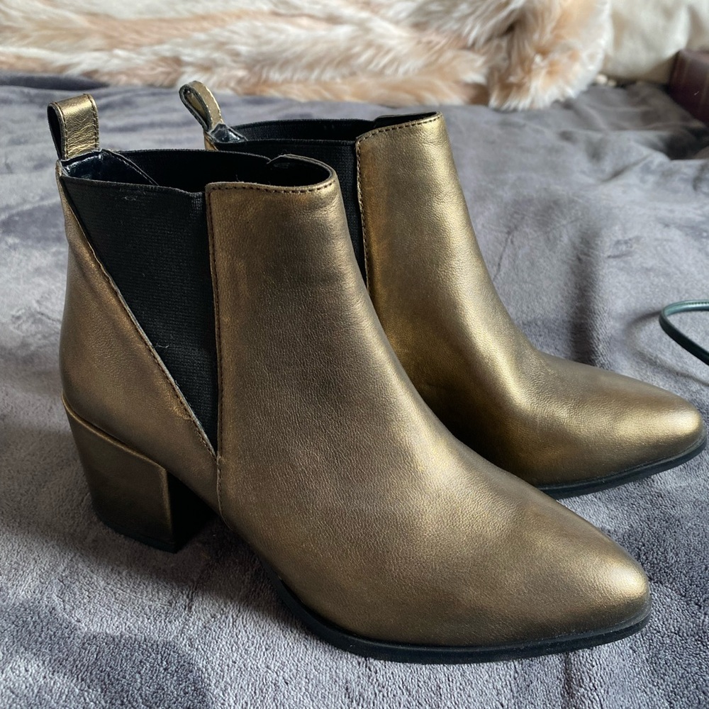 Gold boots